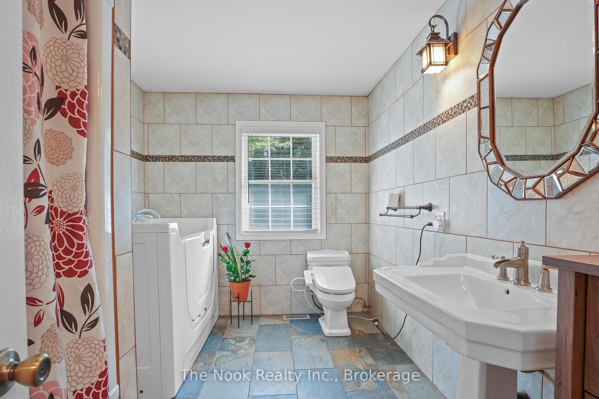 348 Chemaushgon Road photo 14