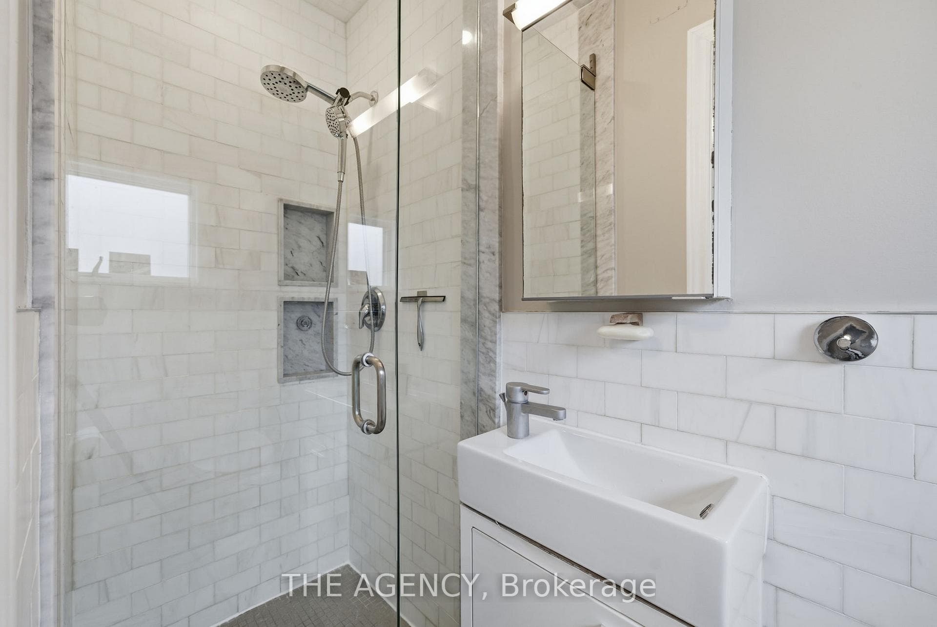 36 Mansfield Avenue photo 14
