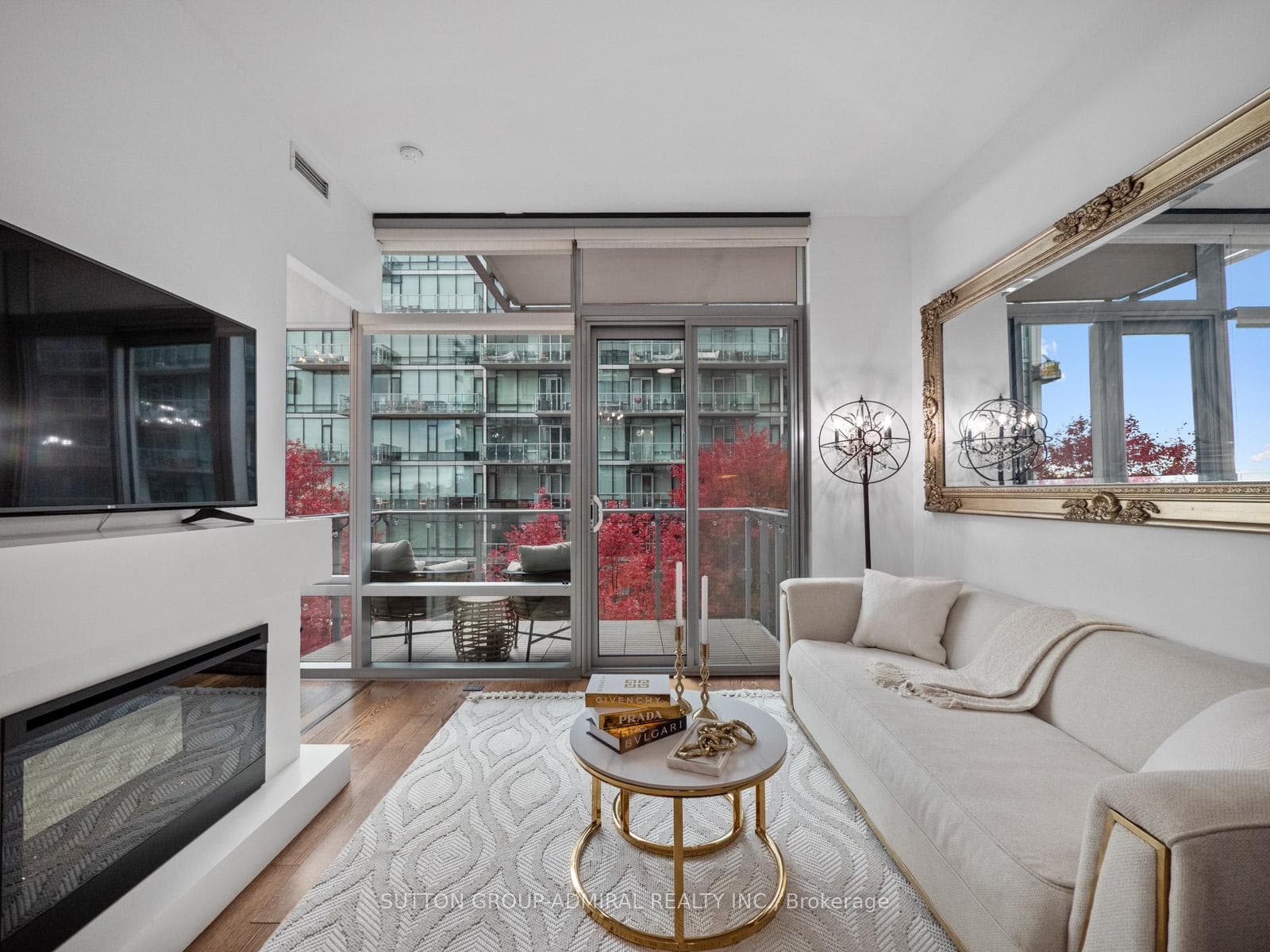 39 Queens Quay Unit 525 photo 15