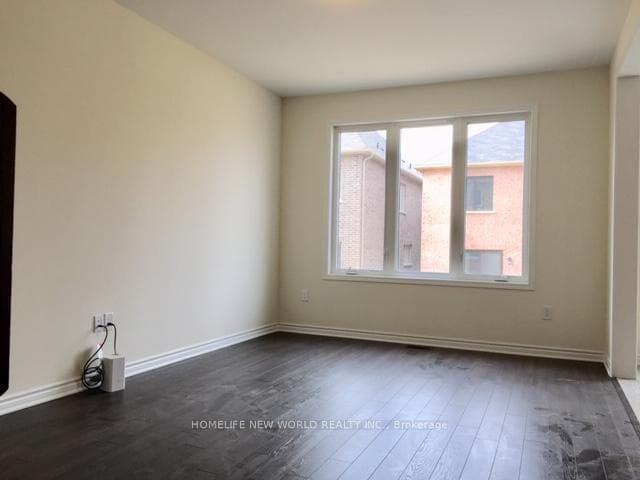 8 Ness Drive photo 2
