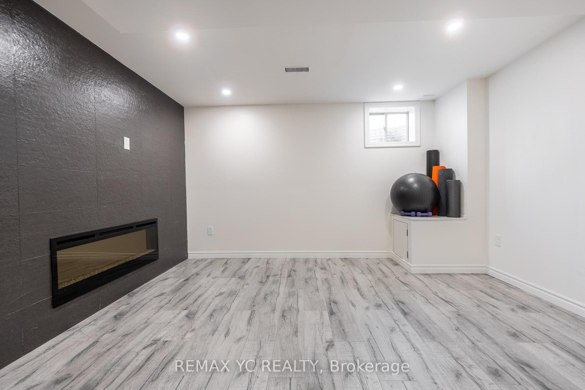 203 Diana Drive photo 17