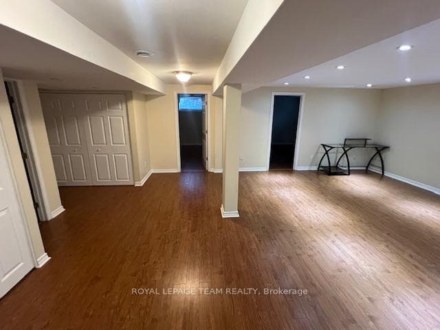 685 Everlasting Crescent Unit B photo 3