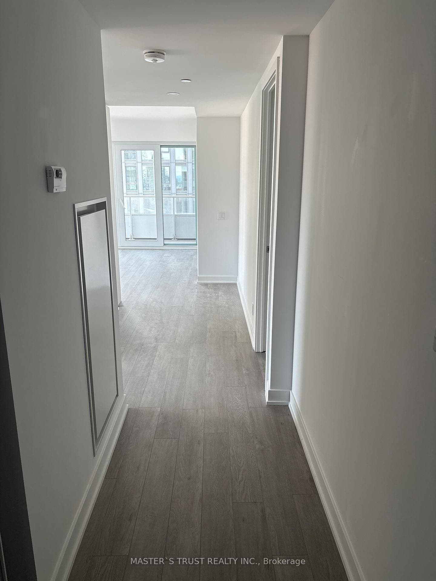 88 Queen Street Unit 1711 photo 1