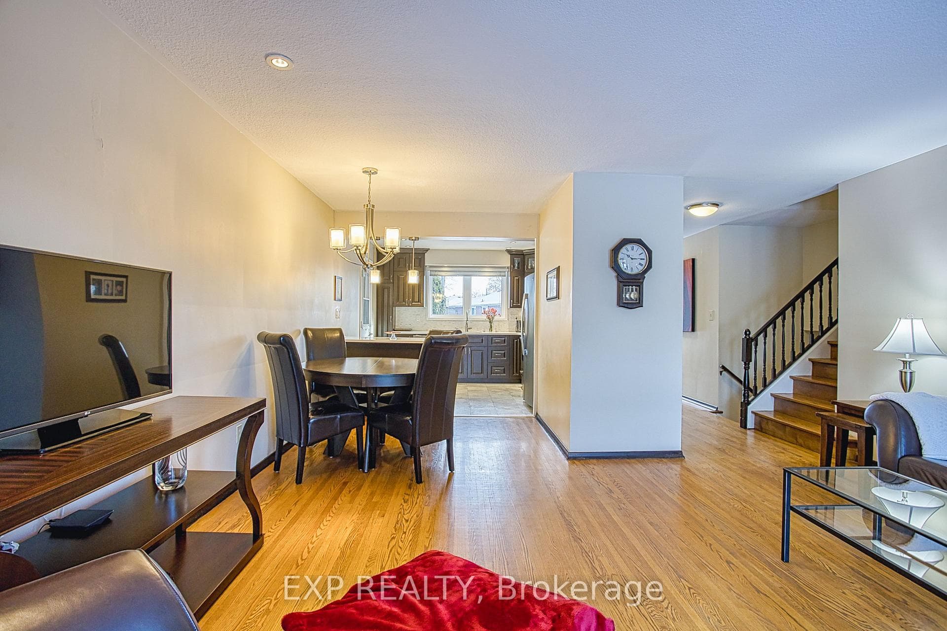 99 Swanhurst Boulevard photo 10