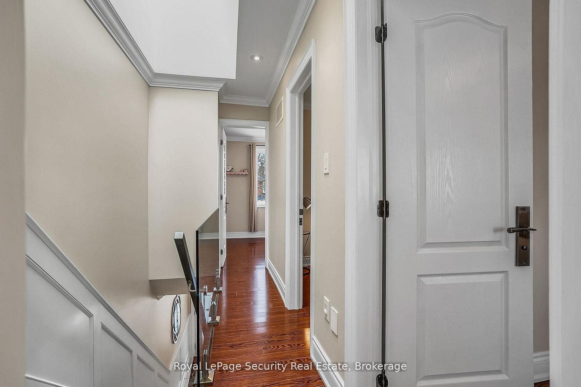 67 Northland Avenue photo 25