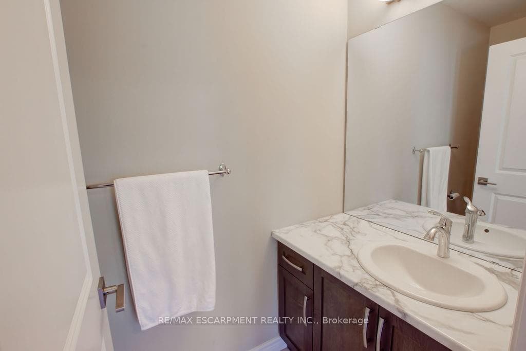445 Ontario Street Unit 35 photo 18