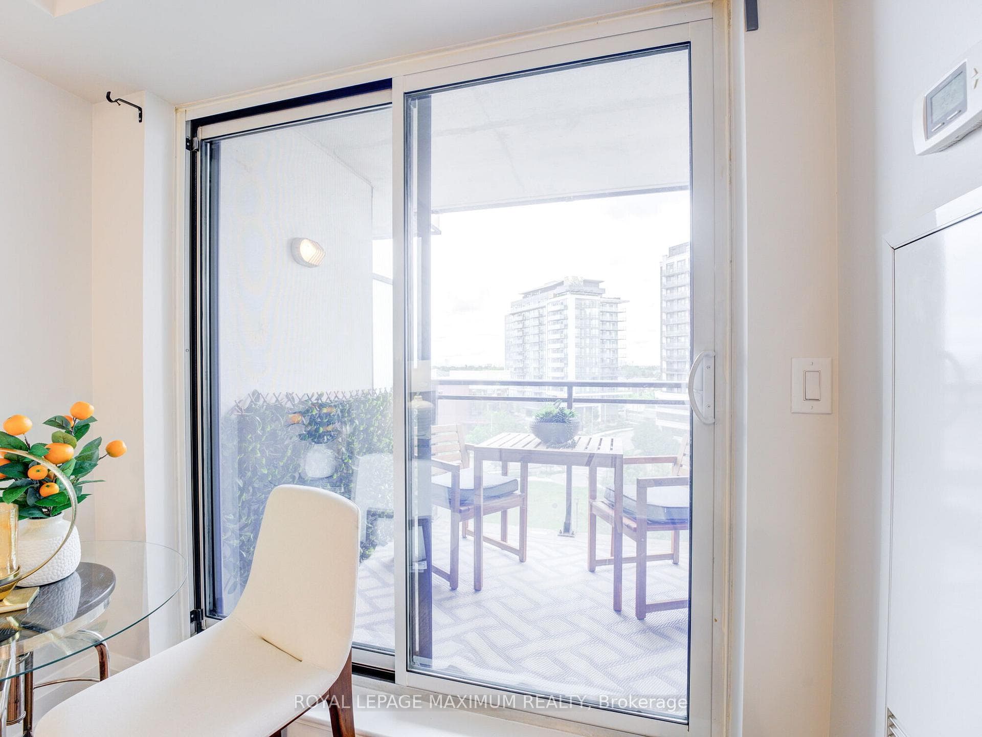 1070 Sheppard Avenue Unit 618 photo 37