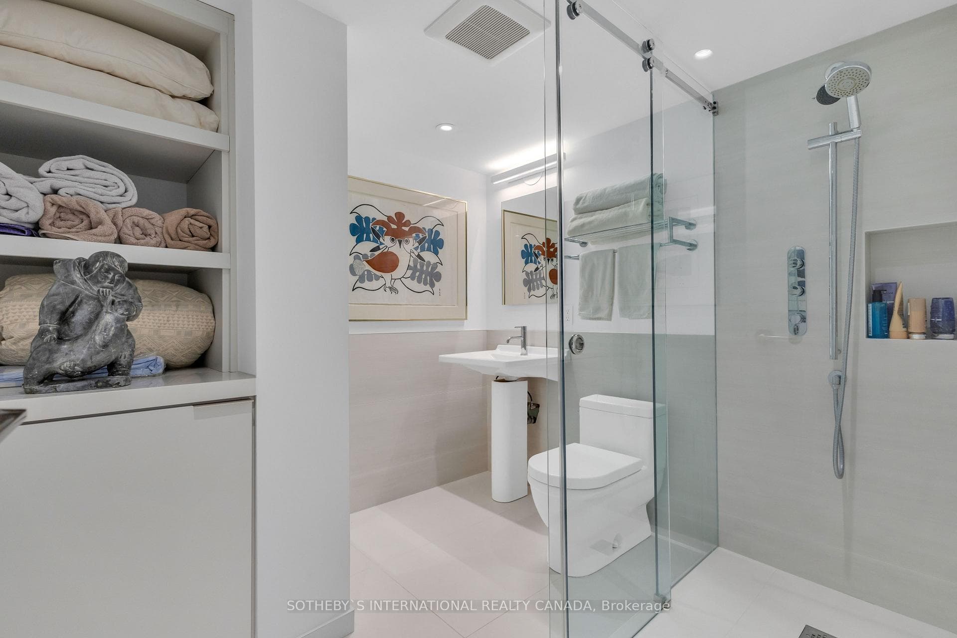 63 St Clair Avenue Unit 1702 photo 36