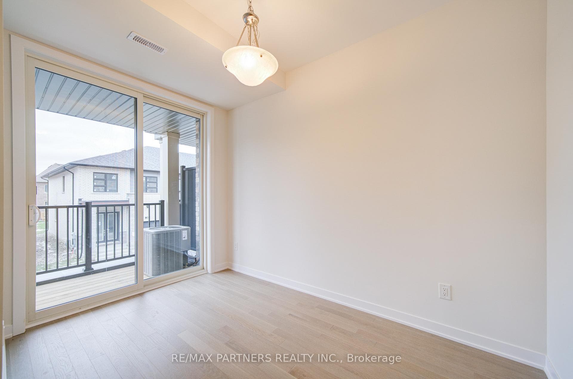 23 John Canning Way photo 7
