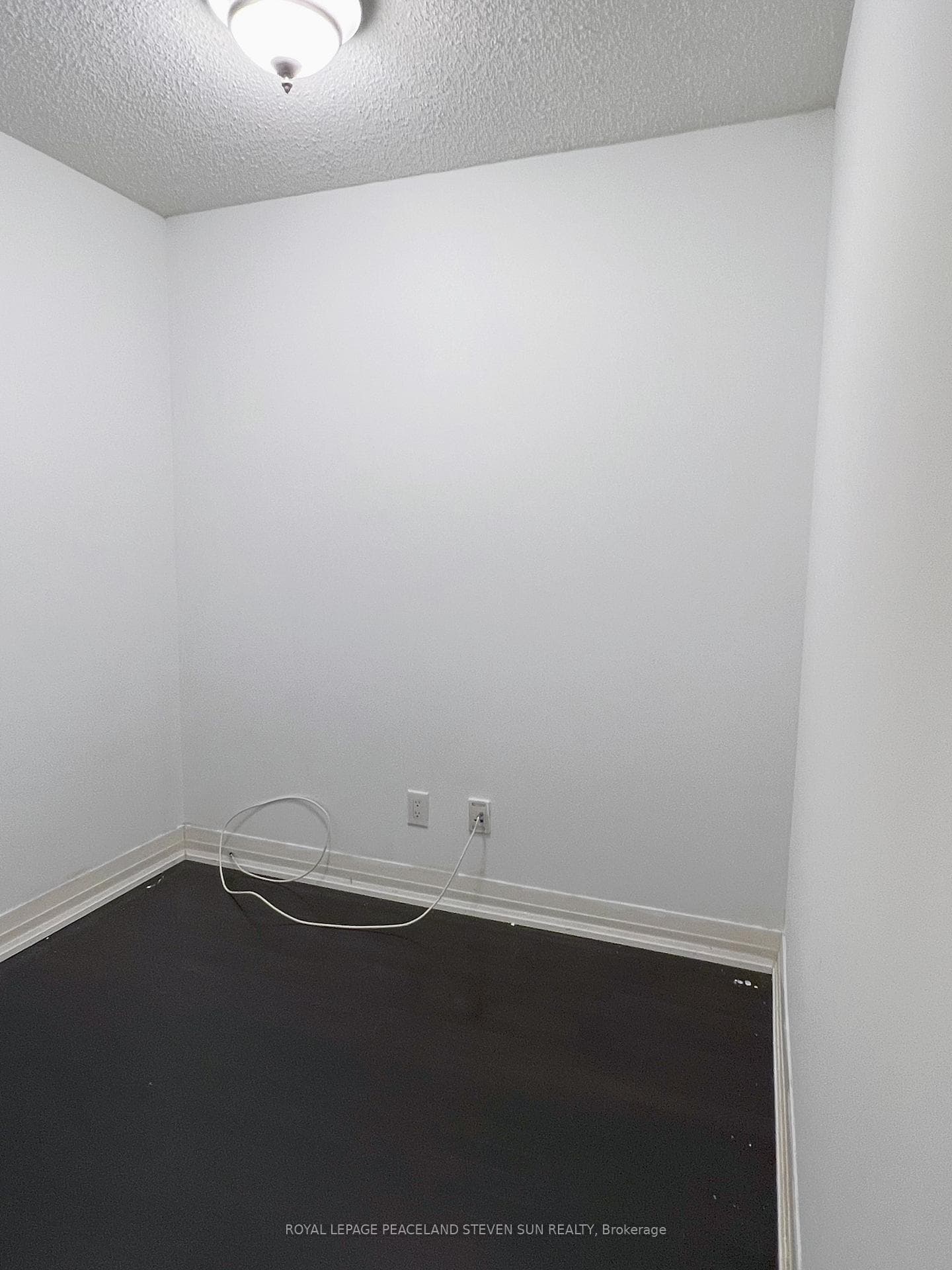 25 Carlton Street Unit 326 photo 11