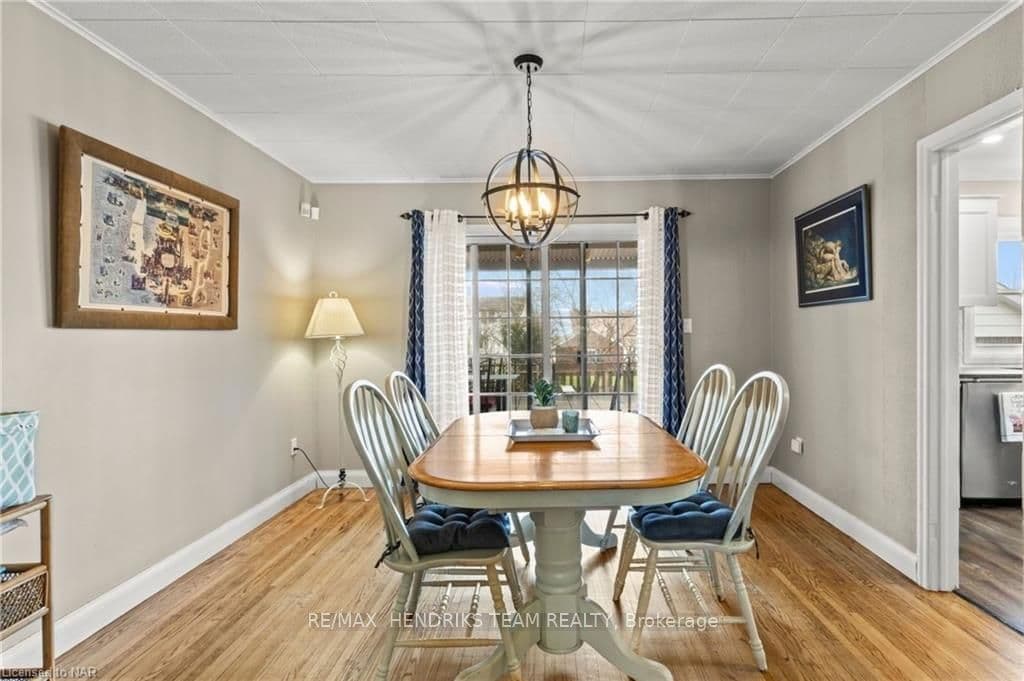 19 FAIRBURN Avenue photo 10