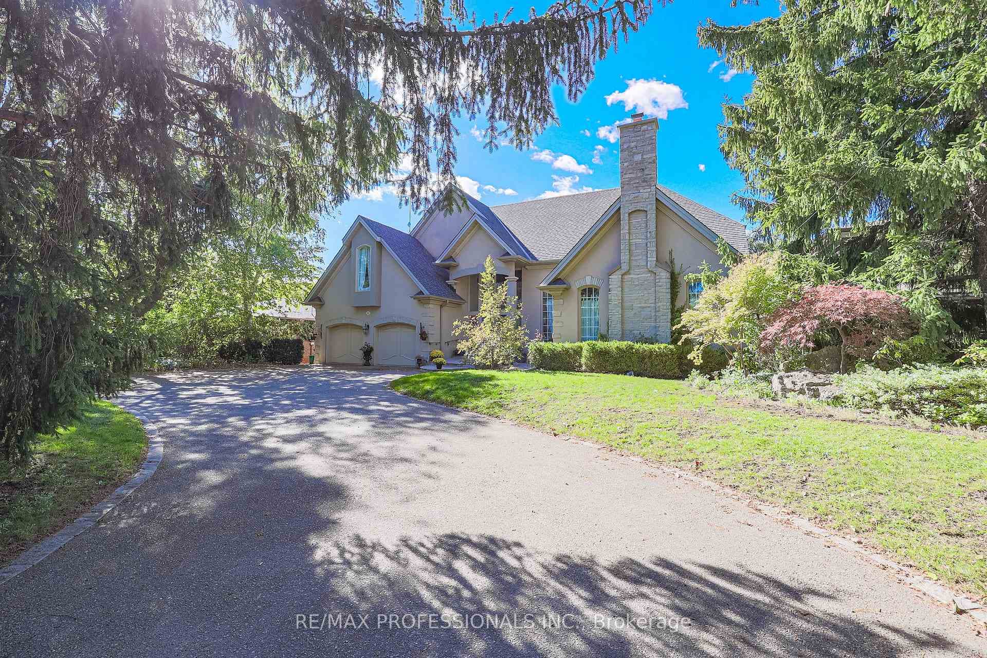 84 Neilson Drive photo 50