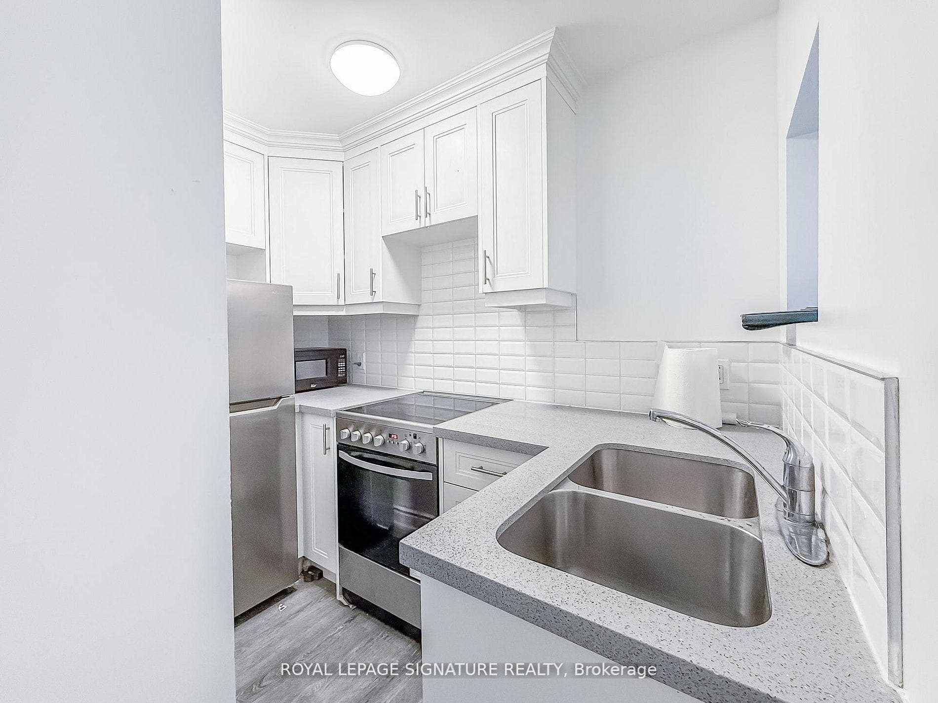 394 Dovercourt Road Unit 34 photo 9