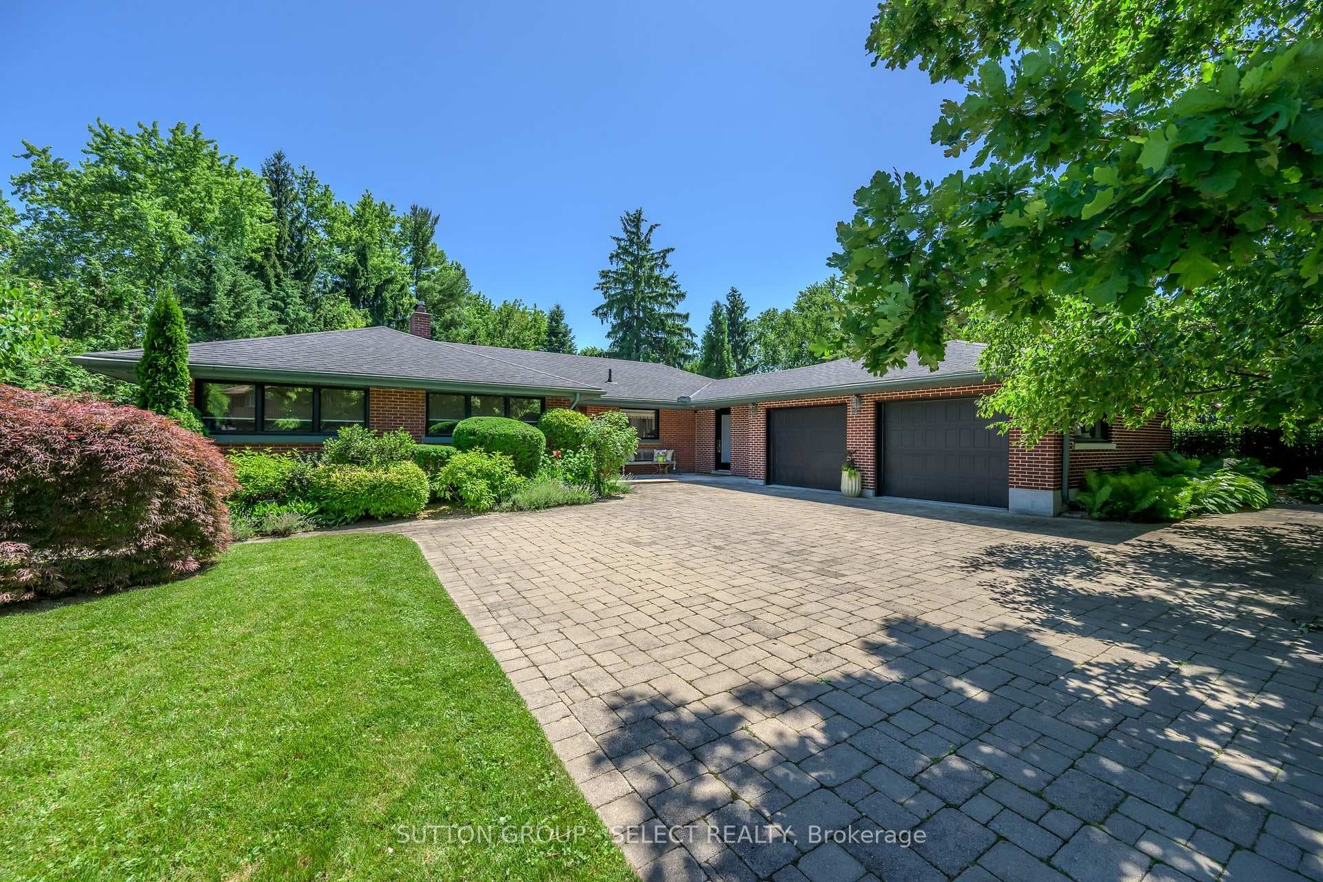 824 Clearview Avenue photo 1