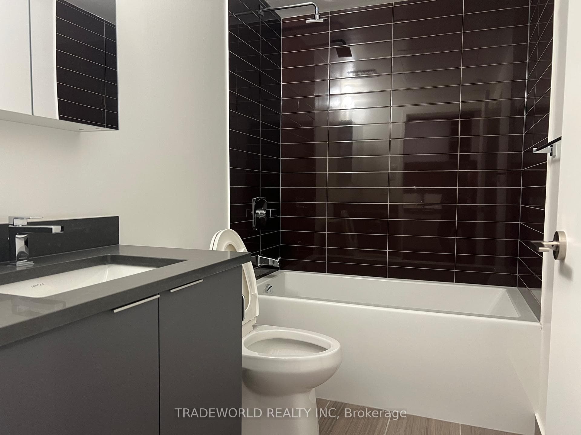 2031 Kennedy Road Unit 1023 photo 6