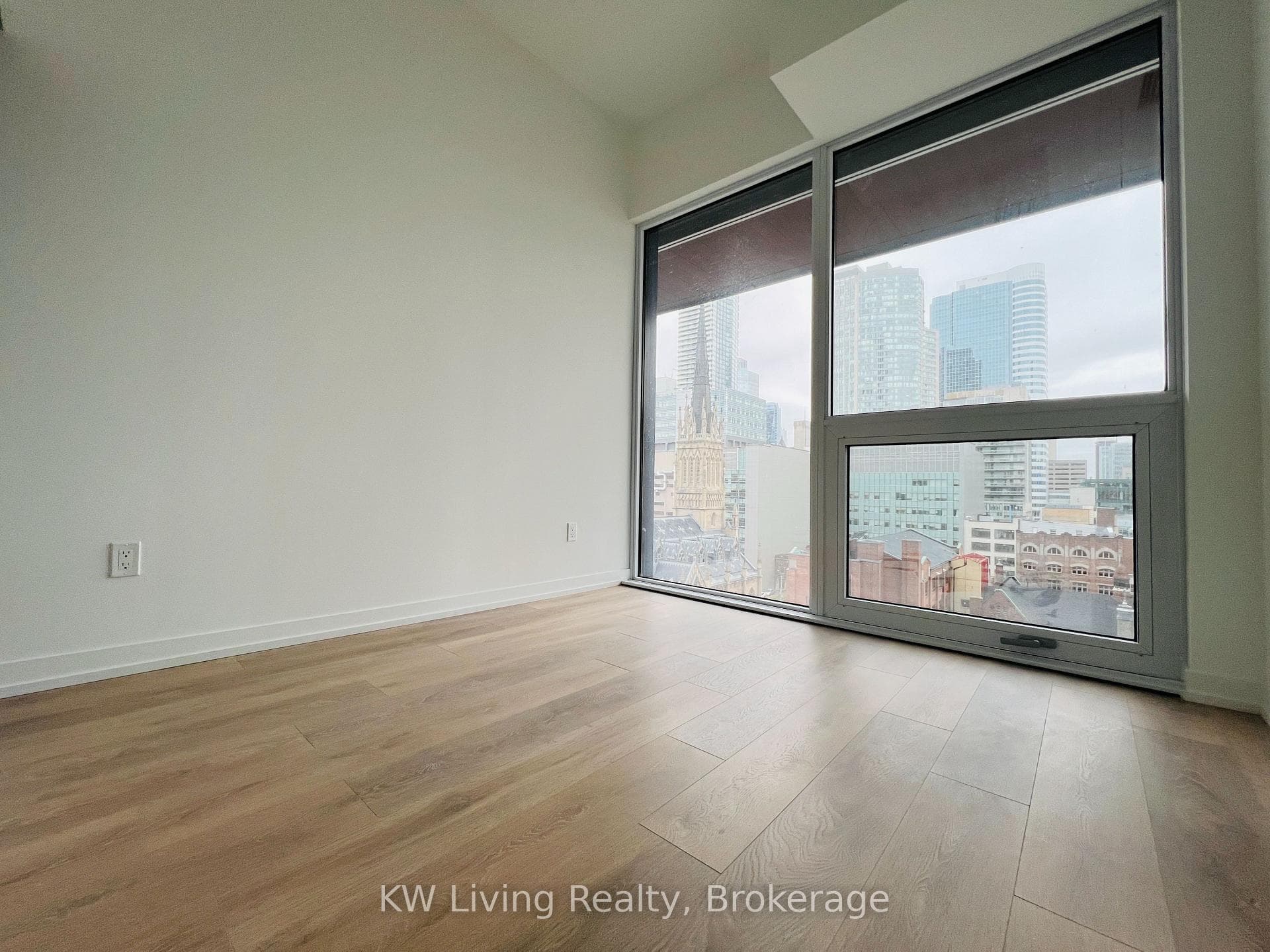 82 Dalhousie Street Unit 1008 photo 8
