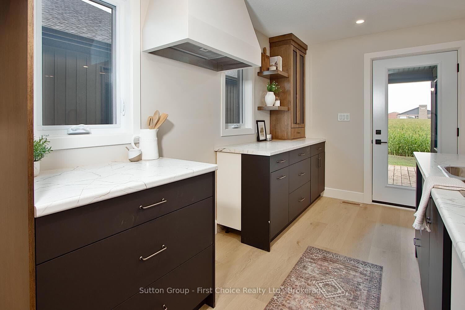 18 NELSON Street photo 6