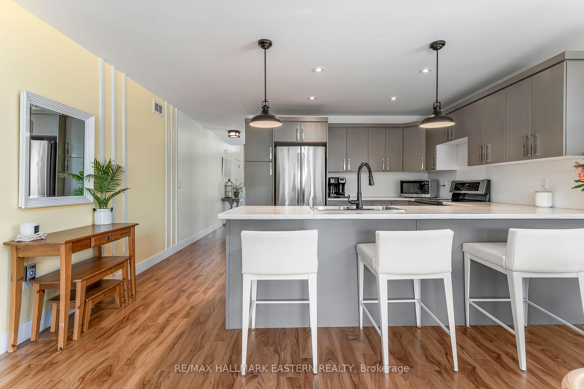 9 Granite Drive photo 8
