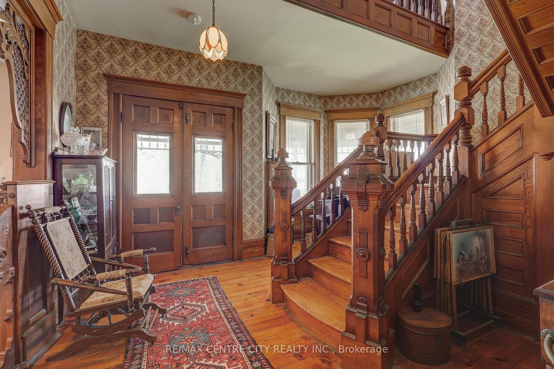 Walking into fine craftsmanship!