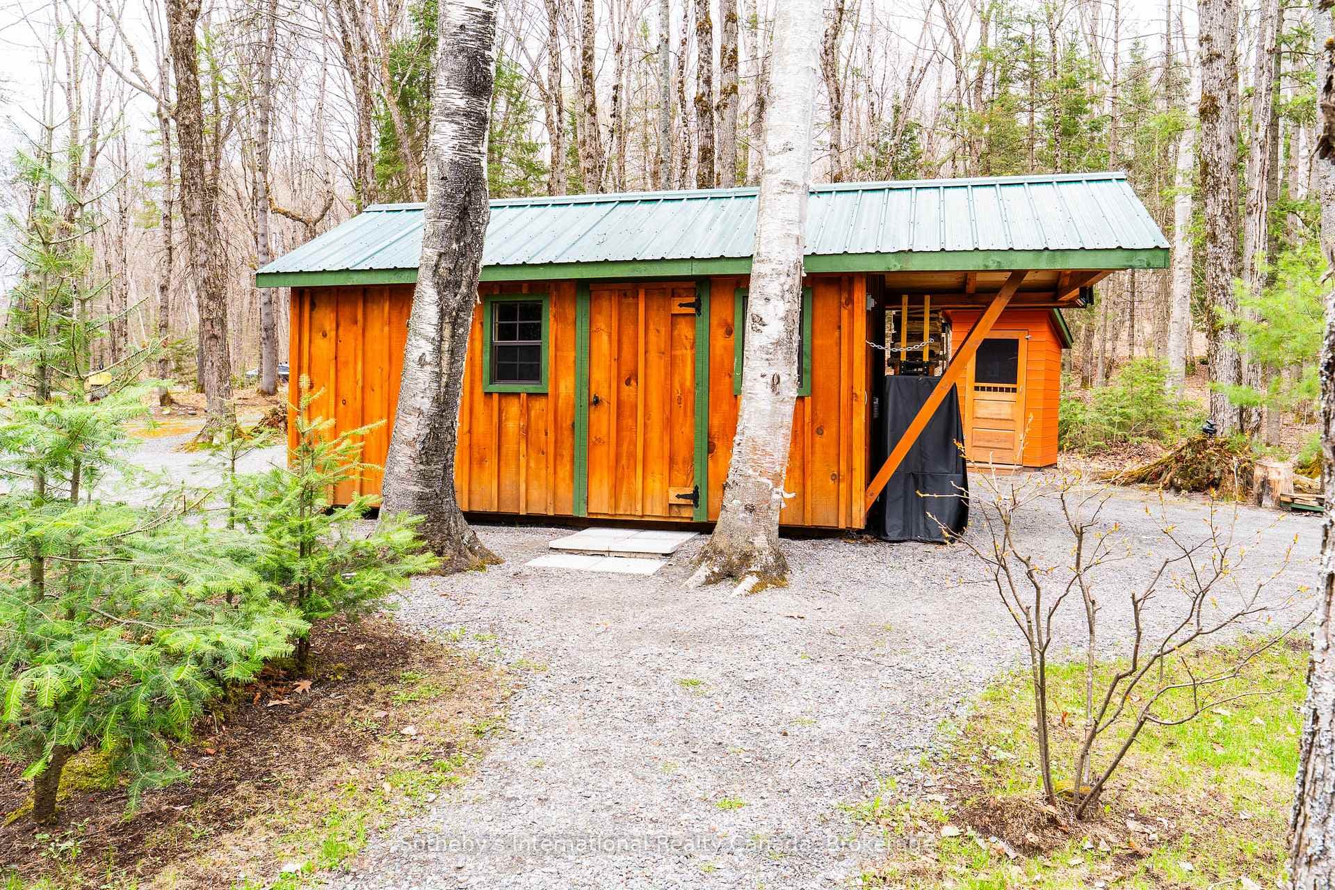 1041 Crockford Lane photo 34