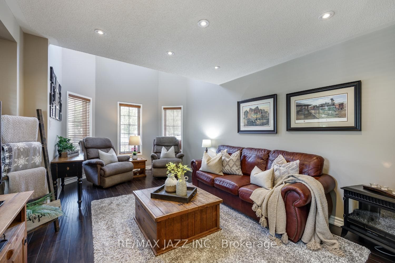27 Hirons Drive photo 6