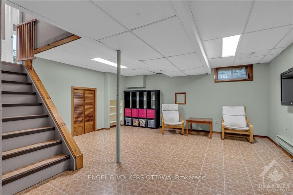 18 ST REMY Drive photo 25