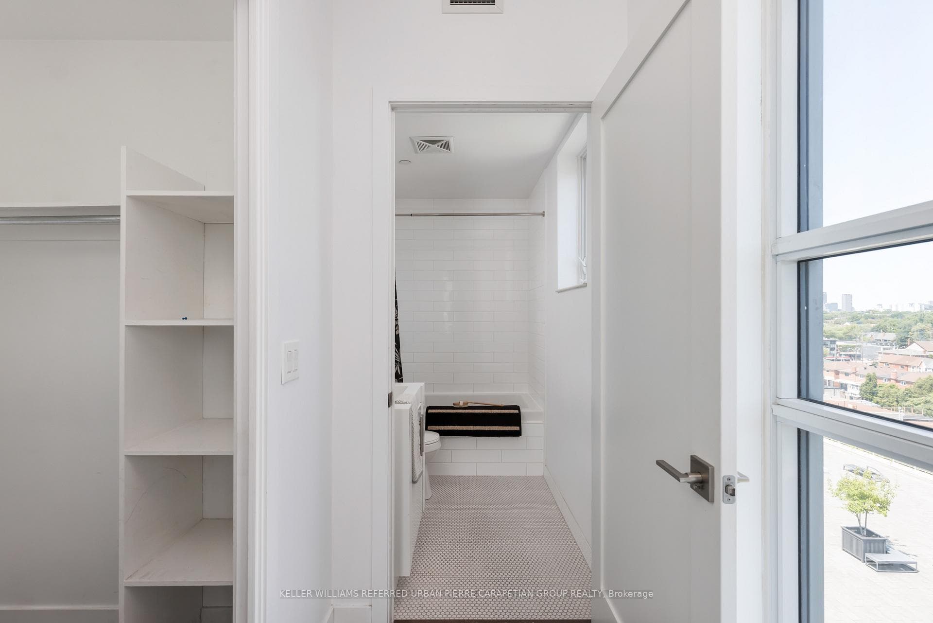 156 Portland Street Unit 610 photo 21
