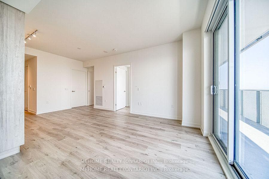 138 Downes Street Unit 6603 photo 17