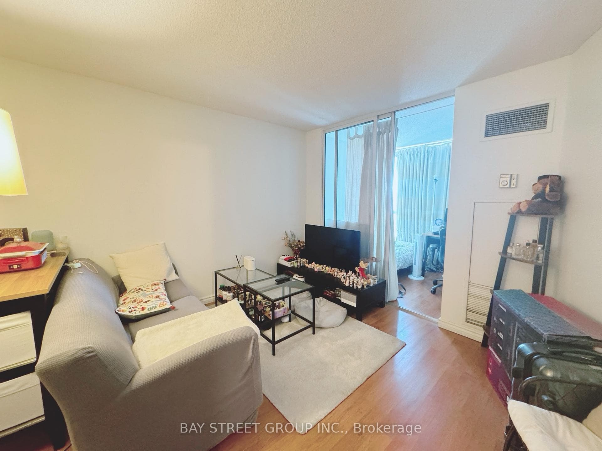 24 Wellesley Street Unit 1512 photo 18