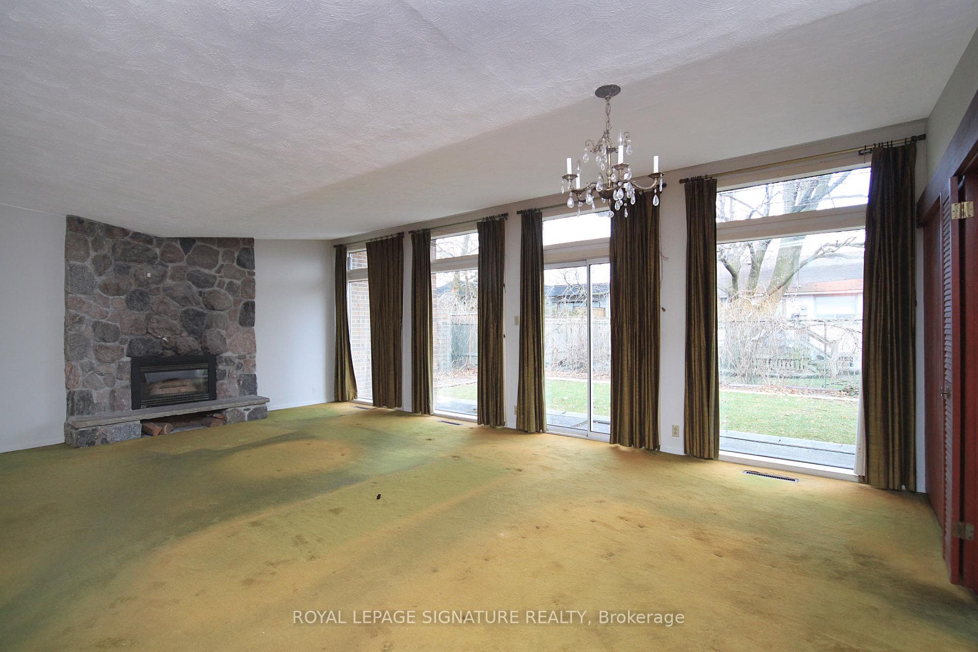 22 Chatfield Drive photo 8