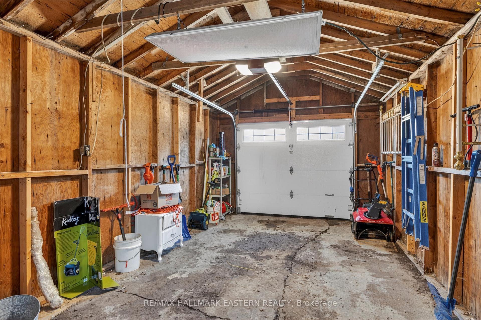 Detached Garage with Automatic Opener