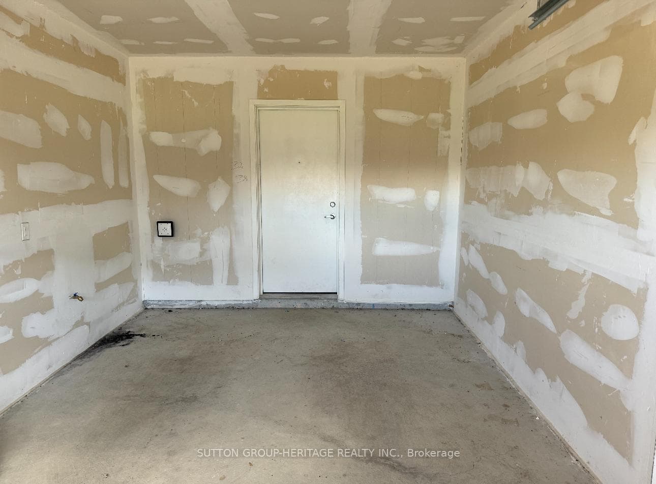 1525 Kingston Road Unit 305 photo 11