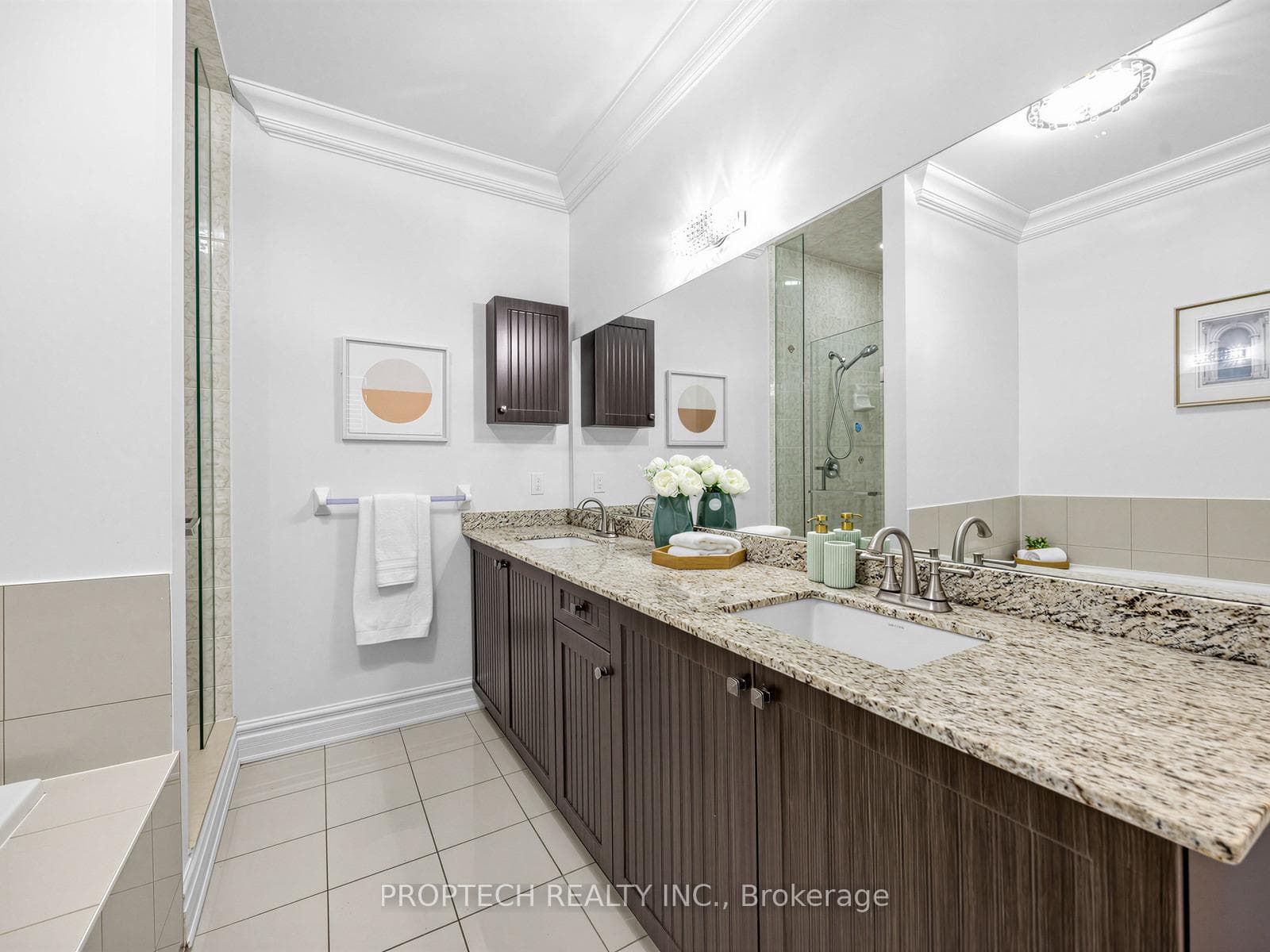40 Bracknell Avenue photo 32