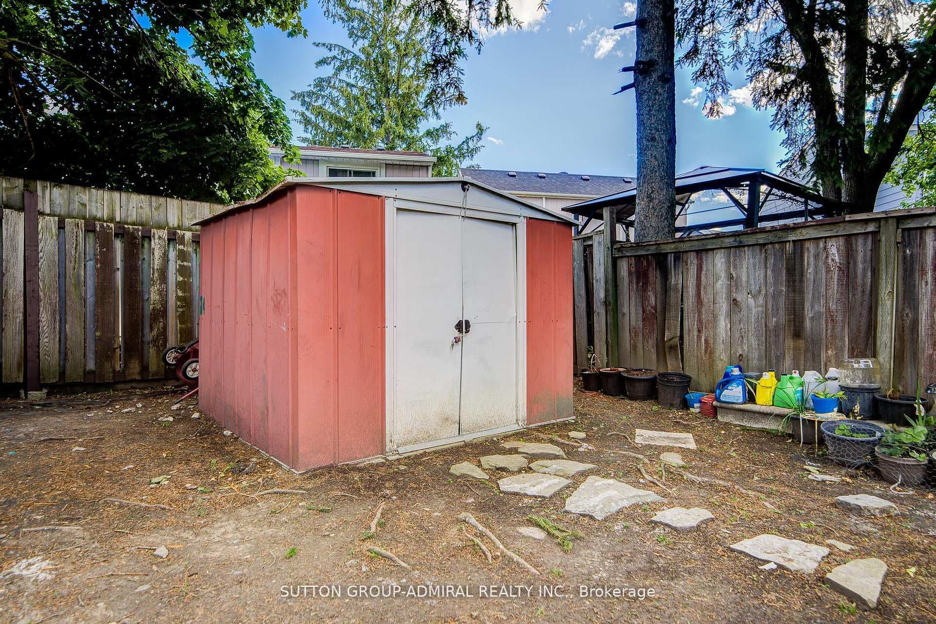 4 Hilda Court photo 50