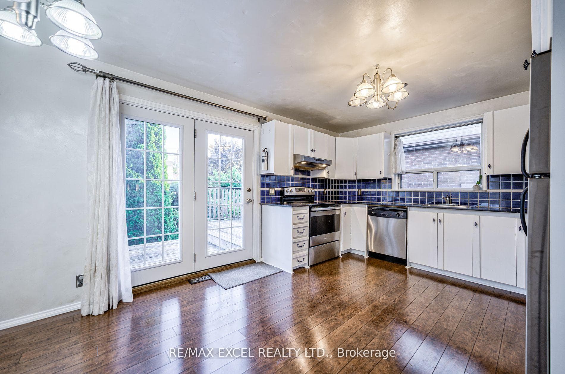 21 Savoy Avenue photo 17