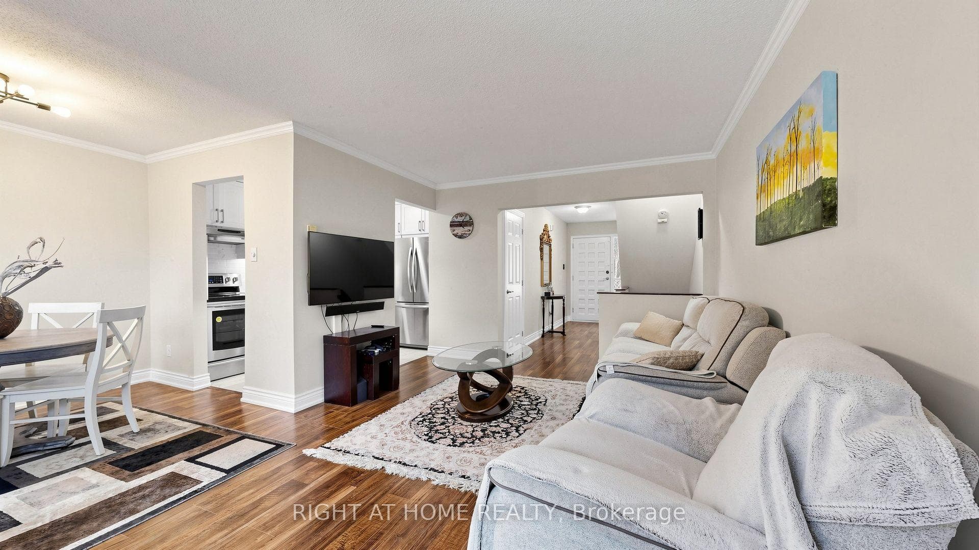 4 Harper Way photo 5