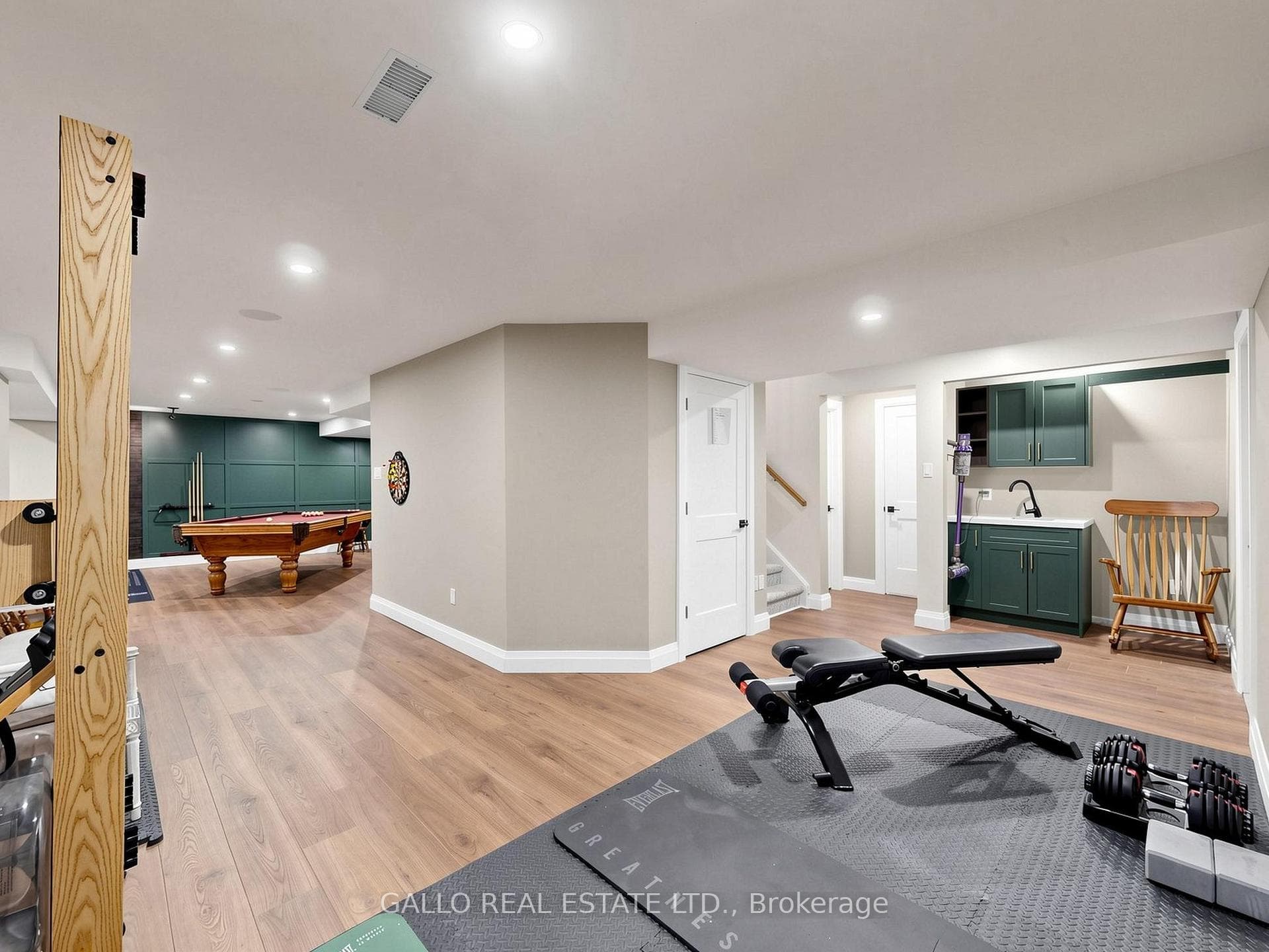 35 Campbell Drive photo 30