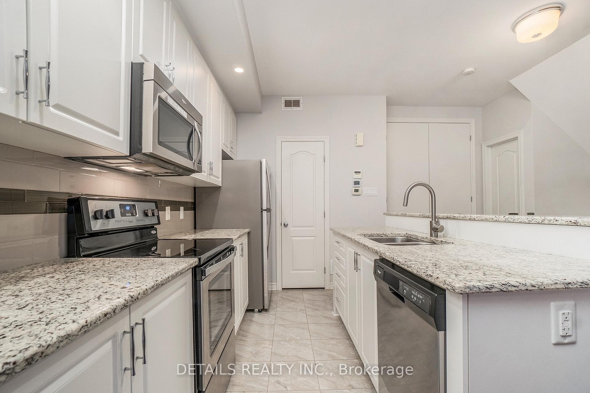 515 Chaperal Pvt N/A photo 17