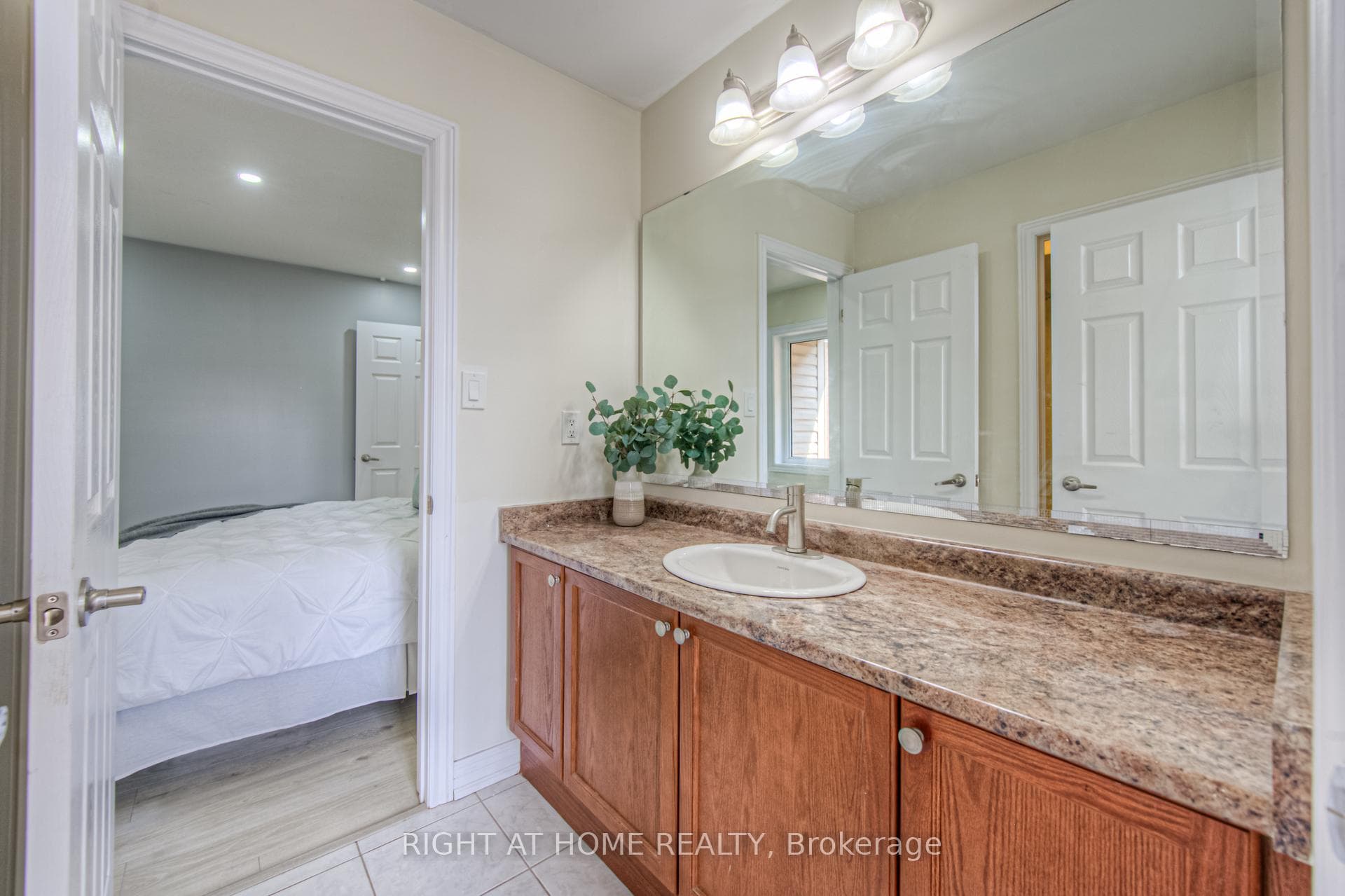 47 Mullholland Avenue photo 25