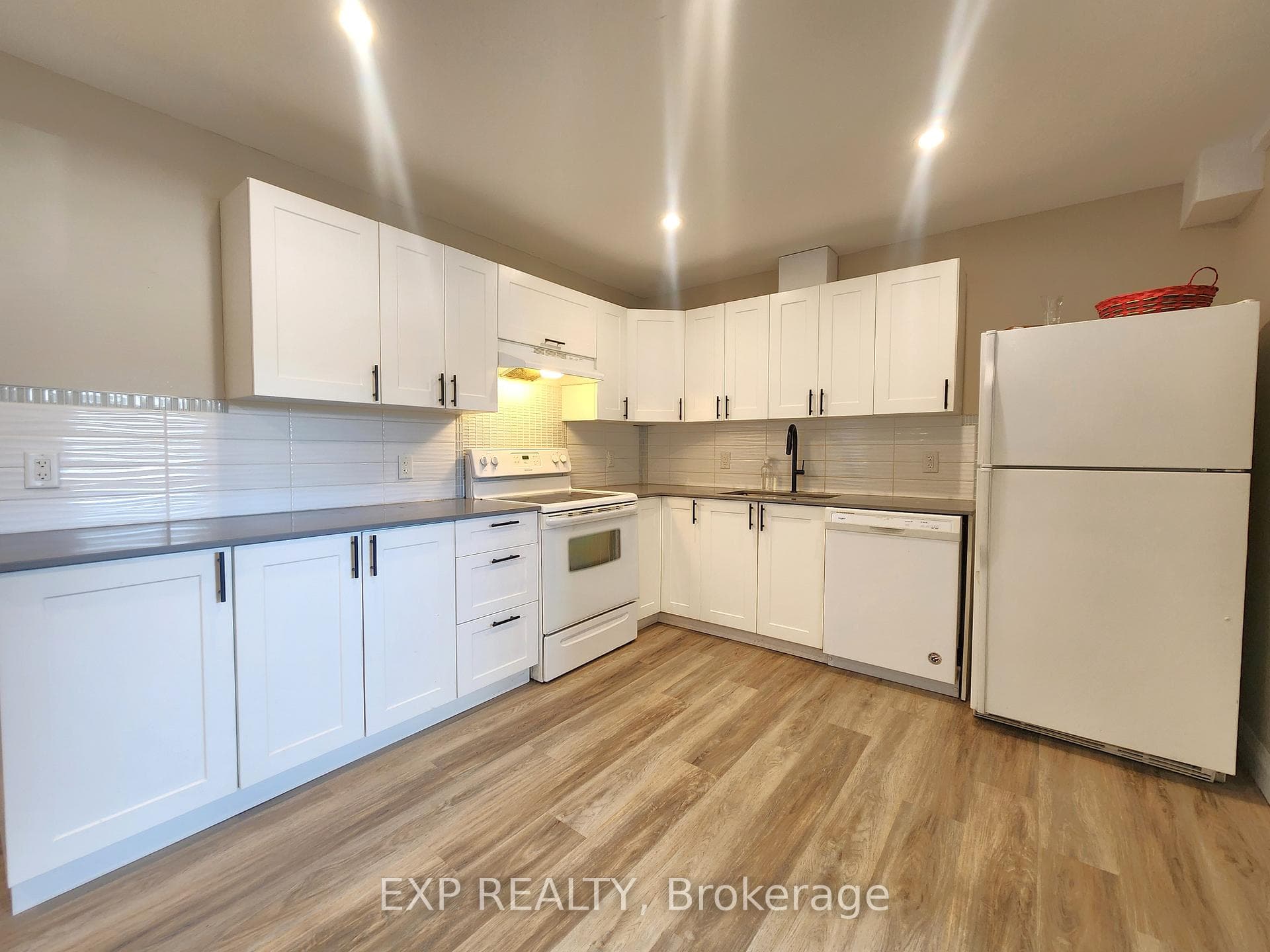 50 Fringewood Drive Unit 2 photo 2