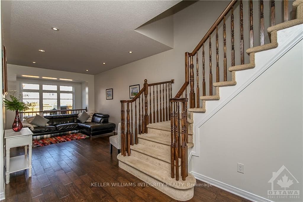 125 Westphalian Avenue photo 9