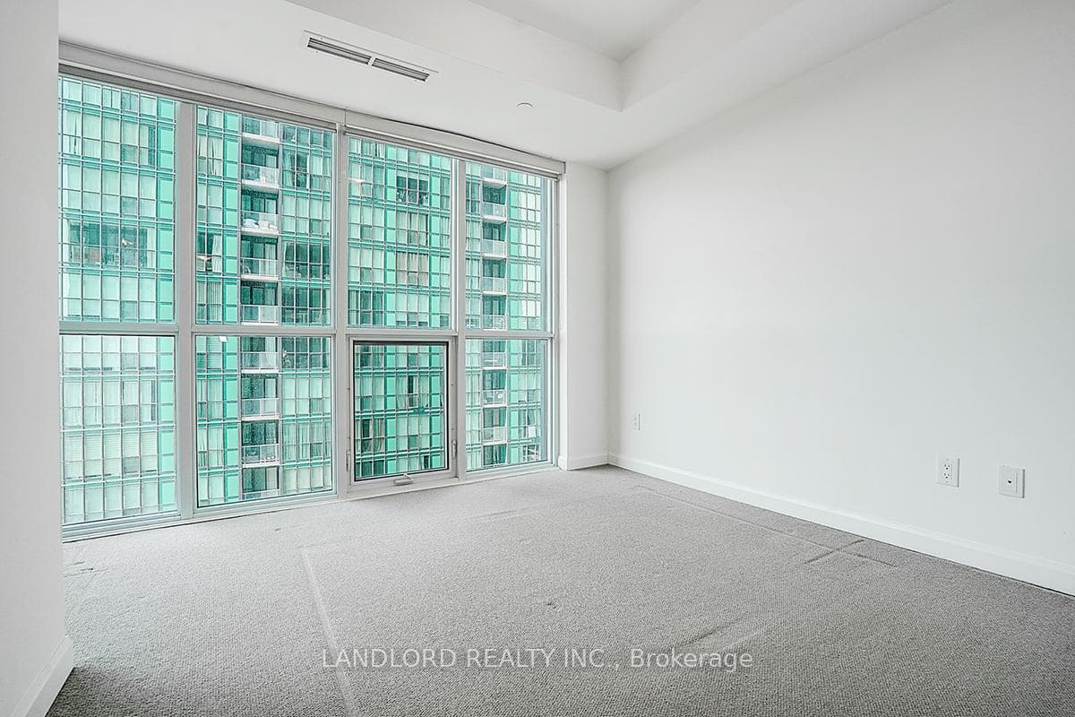 9 Bogert Avenue Unit 1804 photo 32