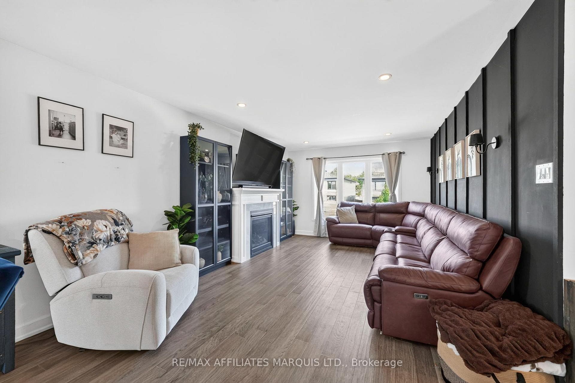 183 Emily Jade Crescent photo 15