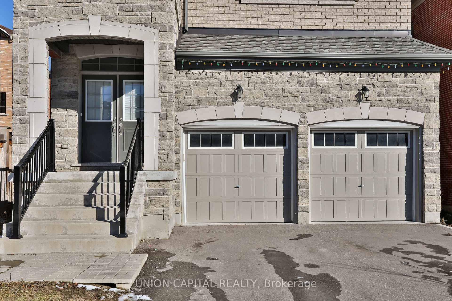 30 Leary Crescent photo 35
