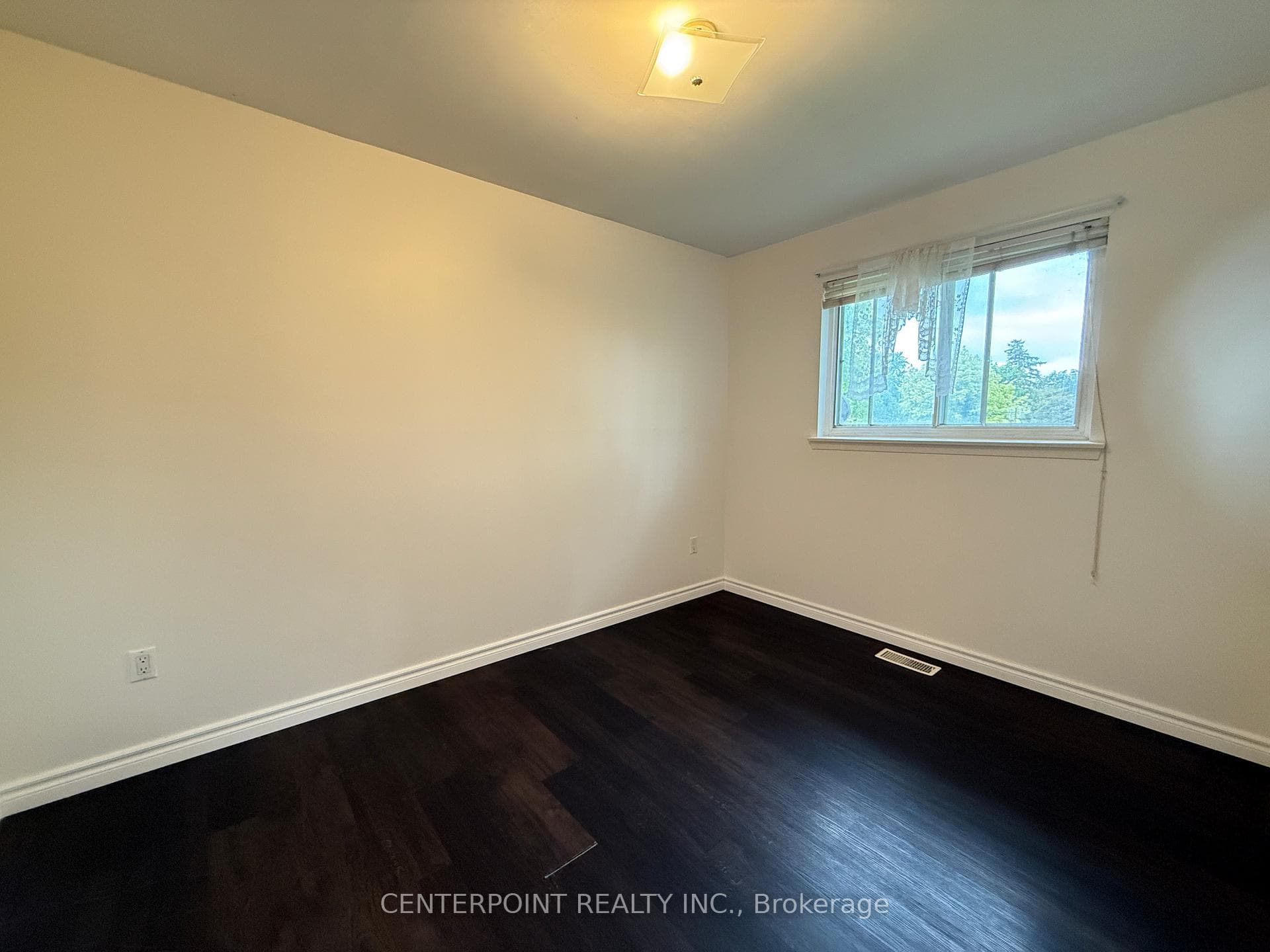 4 Bellbury Crescent photo 16