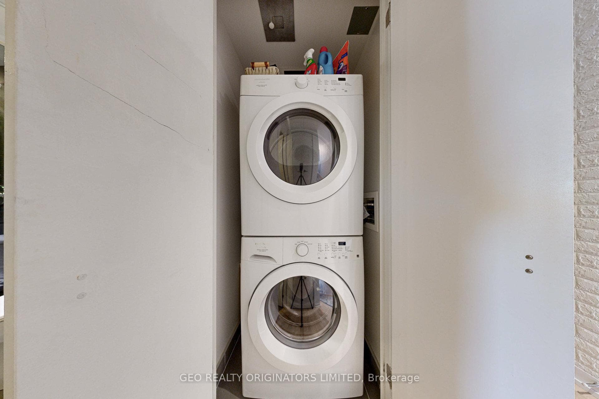 461 Adelaide Street Unit 732 photo 10