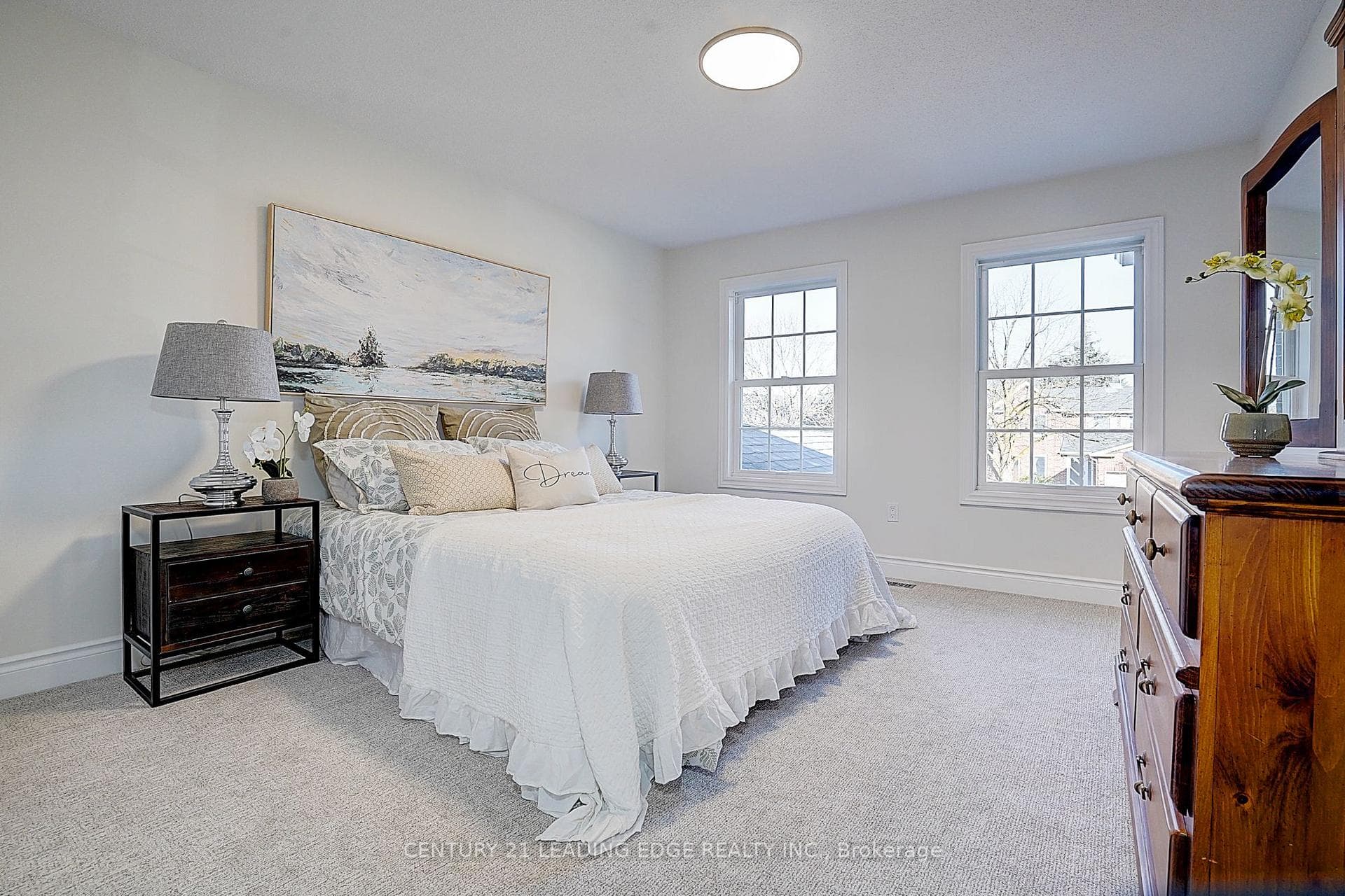 19 MEYER Circle photo 31