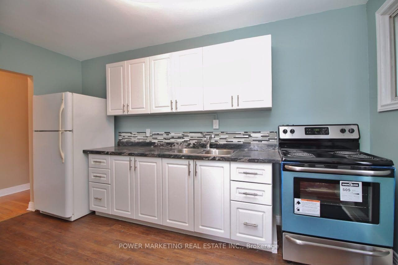 885 MAITLAND Avenue photo 3