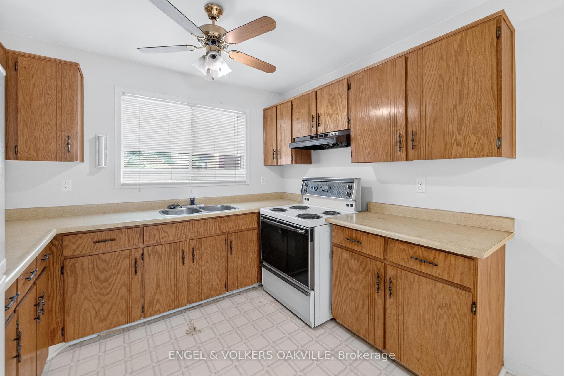 2463 Colter Court photo 17
