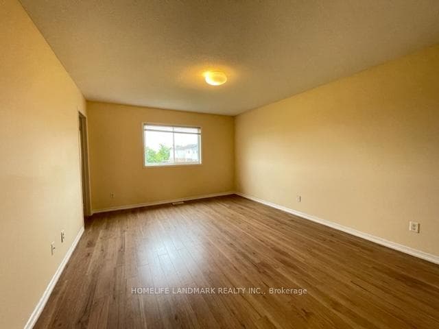 590 Mcbean Avenue photo 8